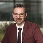 Portraitfoto von Univ.-Prof. Mag. Dr. Robert Breitenecker, Wissenschaftliche Leitung
