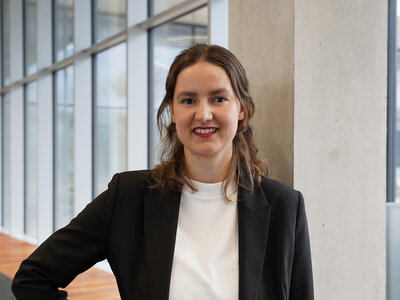 Portraitfoto von Theresa Piermayr, BSc, Programm Management Executive Essentials & LIMAK Club