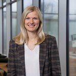 Portraitfoto von Mag. Carina Stangl, Teamlead Programm Management